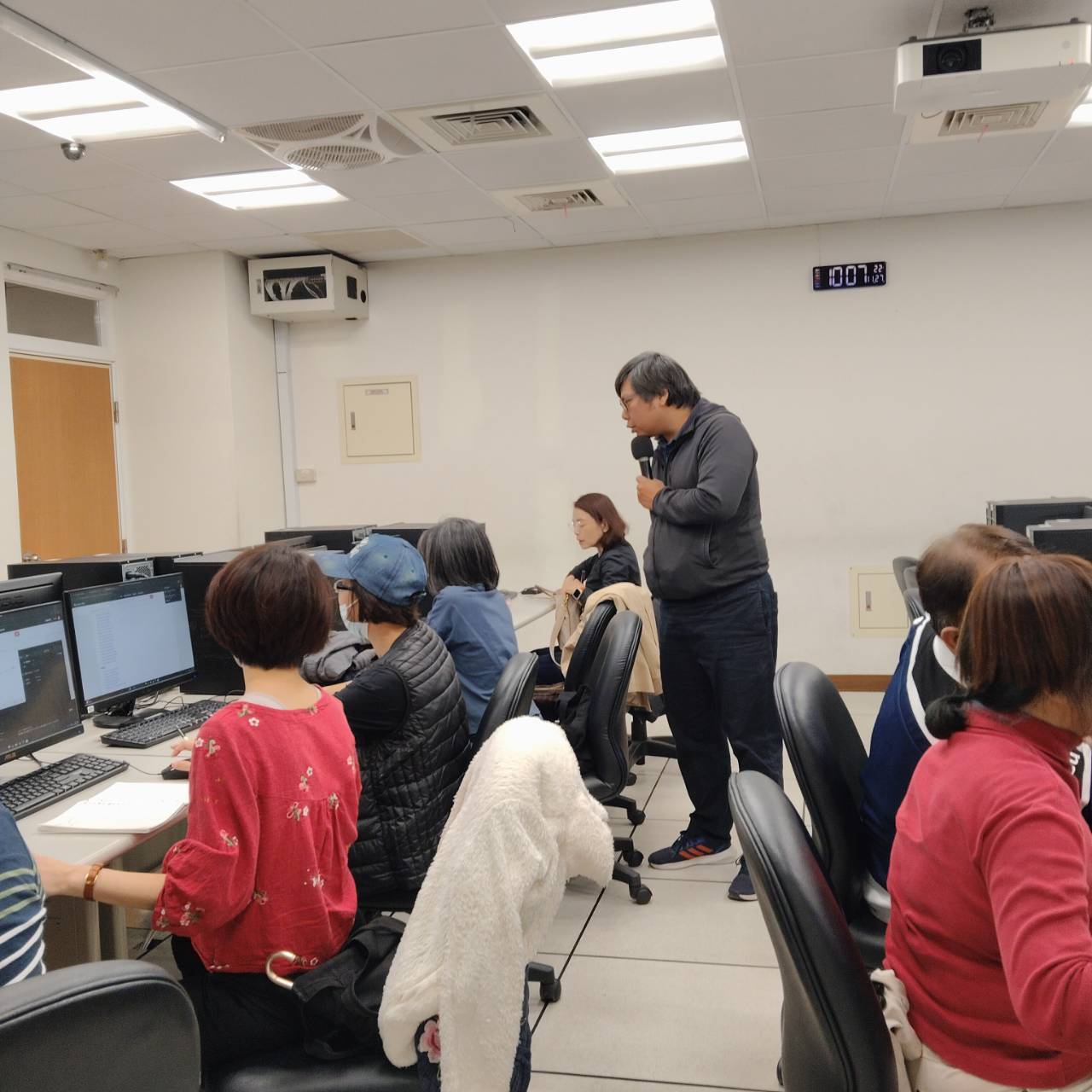 114年度EndNote書目管理軟體說明會 2025/11/27